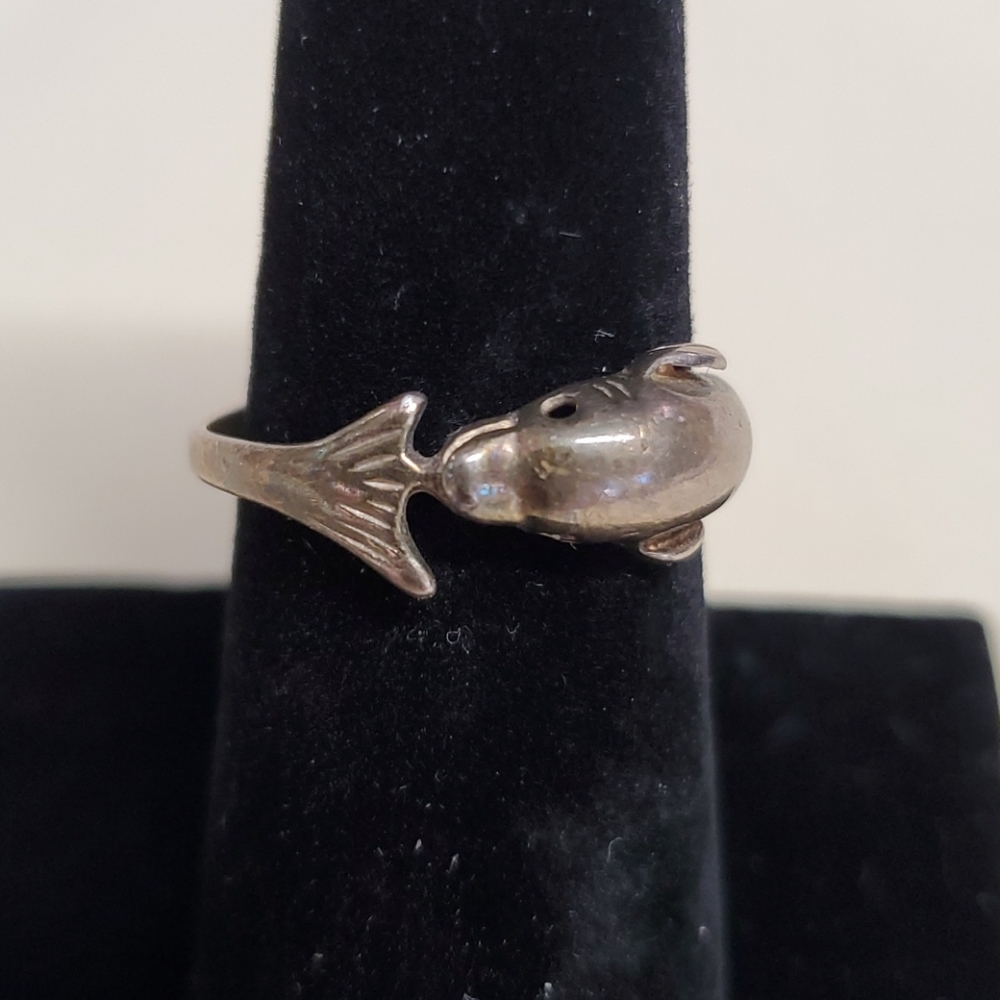 Dolphin sterling ring
